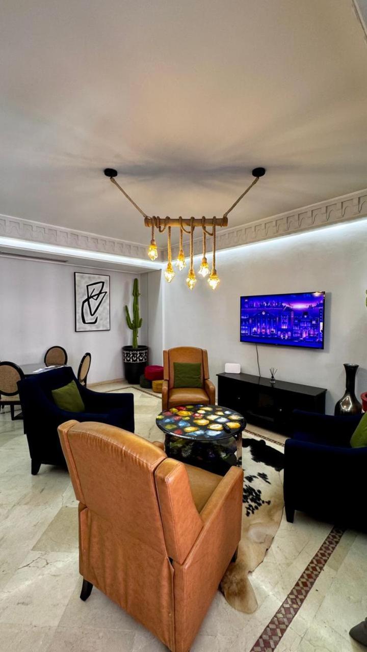 Lux Apt, Prime Location, Jacuzzi * Marrakesh