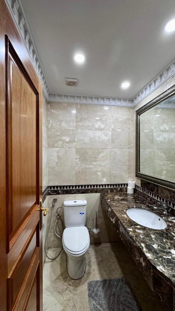 Lux Apt, Prime Location, Jacuzzi * Marrakesh